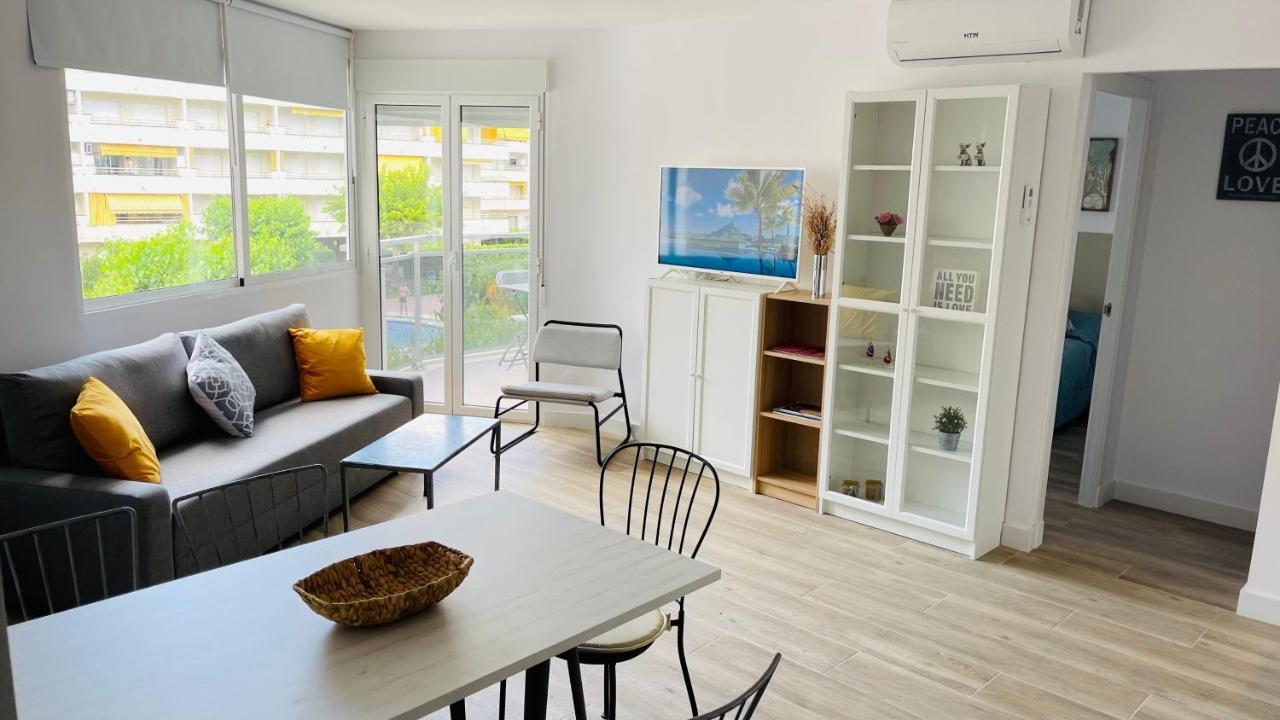 Delux Apartament 살루 외부 사진