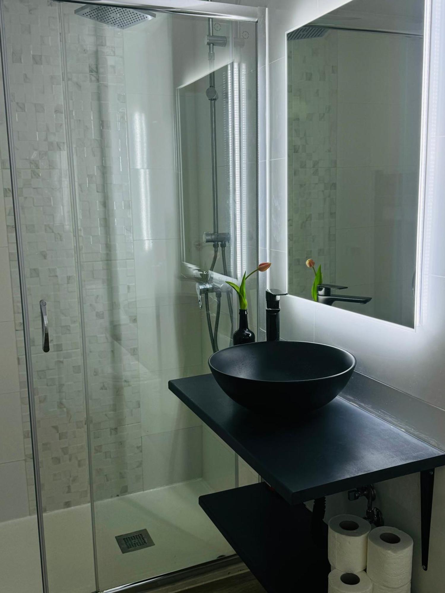 Delux Apartament 살루 외부 사진