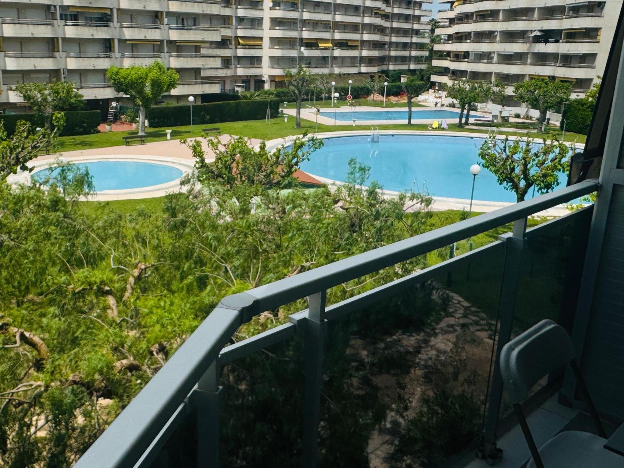 Delux Apartament 살루 외부 사진